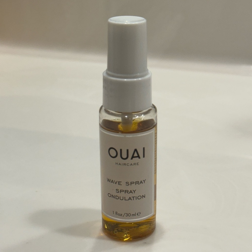 Ouai wave spray